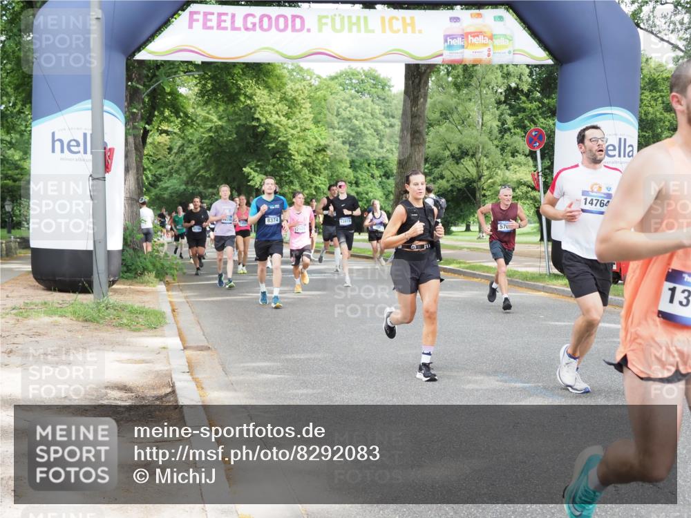 29.06.2025 - hella hamburg halbmarathon MichiJ http://msf.ph/oto/8292083 29.06.2025 10:33:42 Zwischen KM18-KM19 1920, 4277, 5706, 6831, 7087, 11495, 12579, 13687, 14228, 14462, 14764, 14783, 15362, 15365, 17492, 17544, 17835 meine-sportfotos.de
