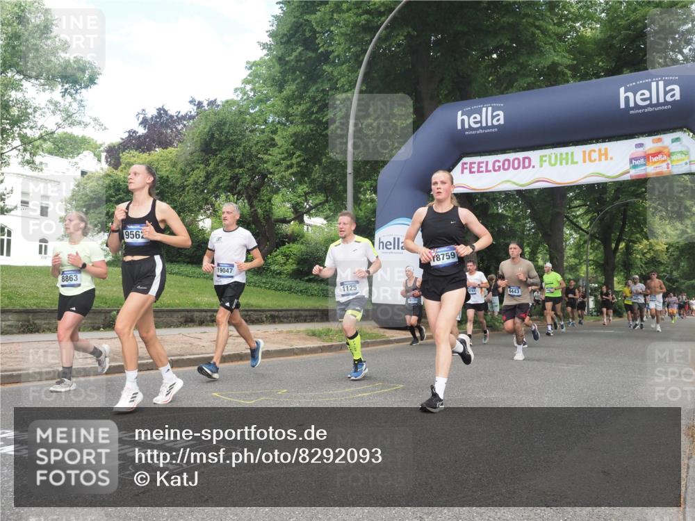 29.06.2025 - hella hamburg halbmarathon KatJ http://msf.ph/oto/8292093 29.06.2025 10:42:16 Zwischen KM18-KM19 1125, 2474, 2612, 3177, 3861, 5021, 6082, 6084, 6443, 6569 meine-sportfotos.de