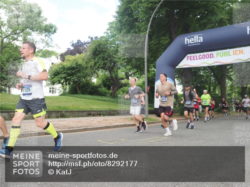 29.06.2025 - hella hamburg halbmarathon KatJ http://msf.ph/oto/8292177 29.06.2025 10:42:17 Zwischen KM18-KM19 1125, 2474, 2612, 3037, 3861, 5021, 5672, 6082, 6443 meine-sportfotos.de