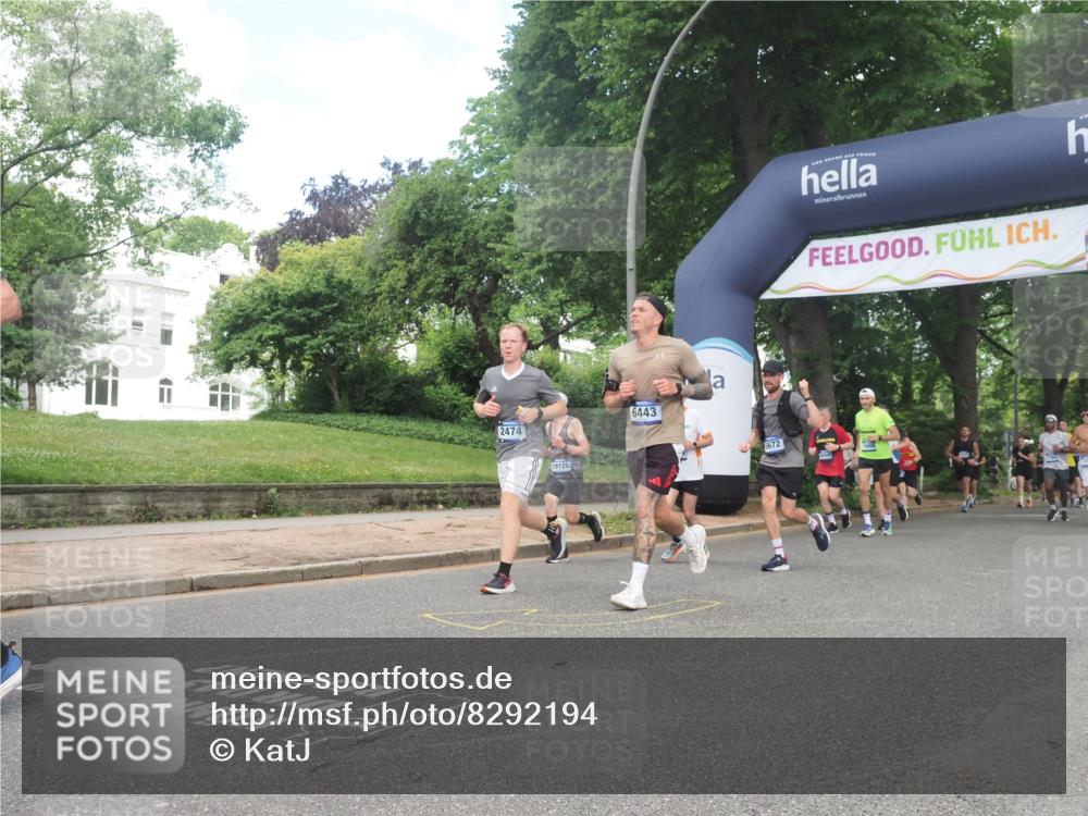 29.06.2025 - hella hamburg halbmarathon KatJ http://msf.ph/oto/8292194 29.06.2025 10:42:18 Zwischen KM18-KM19 1125, 2474, 2612, 3037, 5672, 6443 meine-sportfotos.de