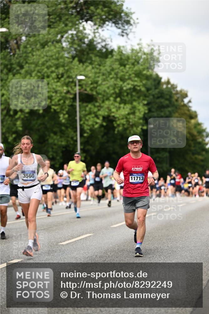 29.06.2025 - hella hamburg halbmarathon Dr. Thomas Lammeyer http://msf.ph/oto/8292249 29.06.2025 10:37:25 Kennedybrücke 1078, 1199, 1324, 1373, 1732, 1879, 1995, 2085, 2342, 2384, 2838, 3221, 3341, 3422, 3560, 3653, 3871, 4030, 4164, 4446, 5180, 5581, 5917, 6773, 6999, 7308, 7705, 8175, 8595, 8839, 8891, 8993, 9289, 9471, 9591, 9750, 9768, 9780 meine-sportfotos.de