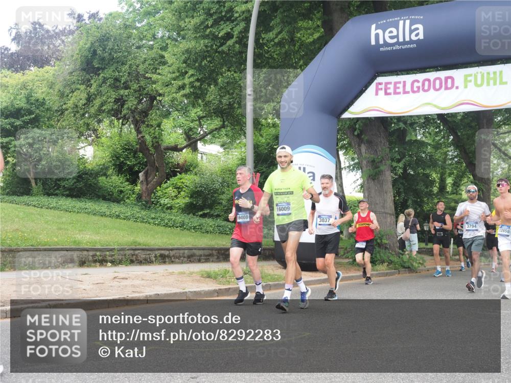 29.06.2025 - hella hamburg halbmarathon KatJ http://msf.ph/oto/8292283 29.06.2025 10:42:20 Zwischen KM18-KM19 1125, 2474, 2612, 3037, 3794, 5672, 6443 meine-sportfotos.de