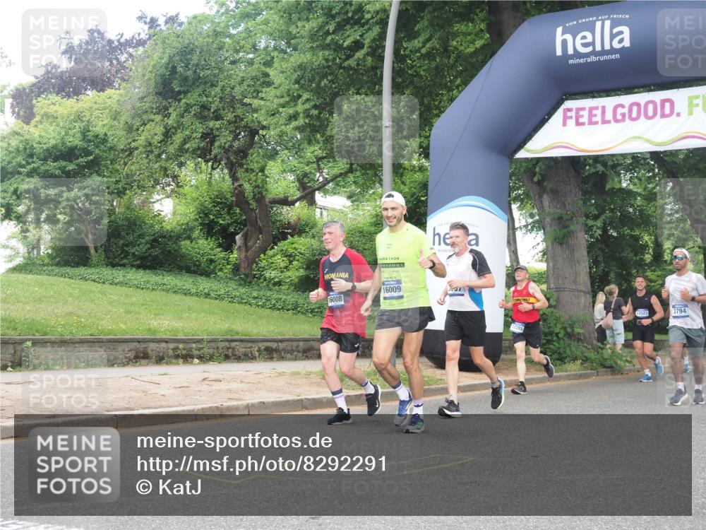 29.06.2025 - hella hamburg halbmarathon KatJ http://msf.ph/oto/8292291 29.06.2025 10:42:20 Zwischen KM18-KM19 1125, 2474, 2612, 3037, 3794, 5672, 6443 meine-sportfotos.de