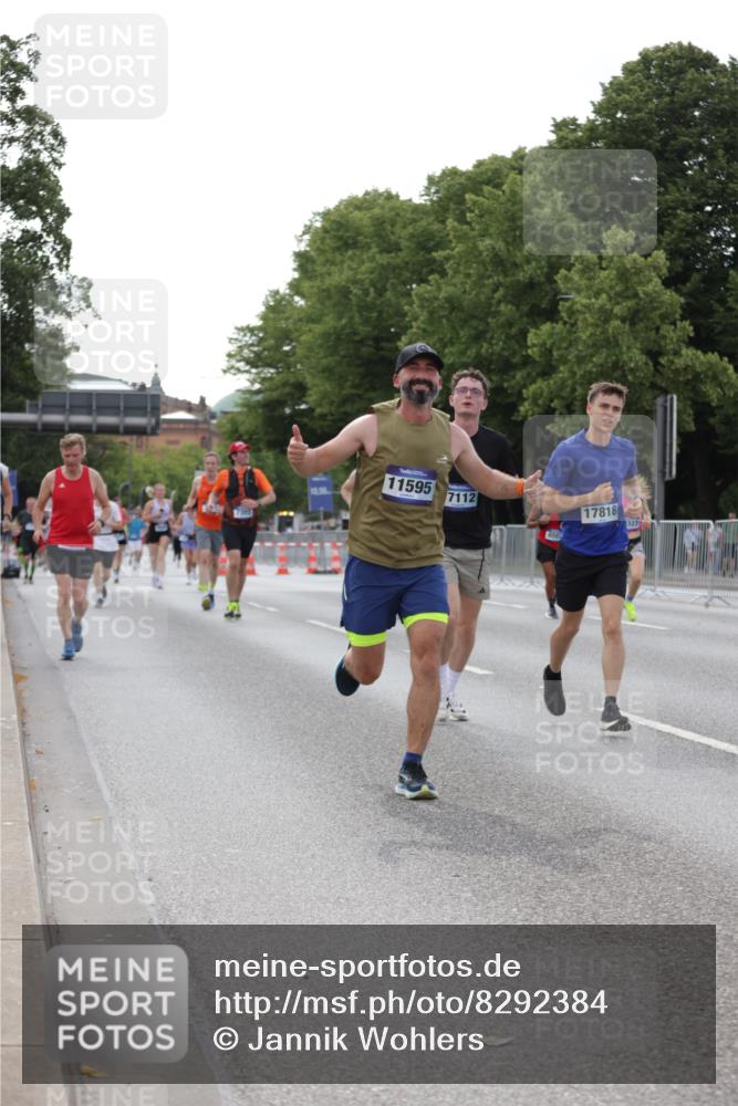29.06.2025 - hella hamburg halbmarathon Jannik Wohlers http://msf.ph/oto/8292384 29.06.2025 10:04:32 Lombardsbrücke 1126, 1316, 1559, 2424, 2463, 2628, 2698, 3071, 3413, 4394, 4538, 4951, 7302, 8049, 8089, 9019, 11088, 11551, 11595, 12125, 13242, 13327, 16134, 16357, 16579, 16995, 17112, 17540, 17814, 17818, 18189, 18556 meine-sportfotos.de