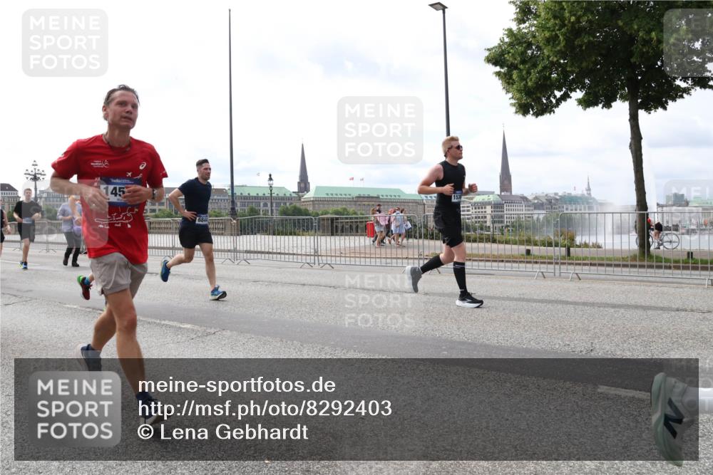 29.06.2025 - hella hamburg halbmarathon Lena Gebhardt http://msf.ph/oto/8292403 29.06.2025 10:21:20 Lombardsbrücke 145, 6844, 153, 1028, 1072, 1266, 1401, 1658, 2271, 2383, 2635, 2815, 2956, 2986, 3122, 3161, 3453, 3770, 3813, 3817, 3825, 3826, 4082, 4350, 4697, 4786, 5041, 5061, 5122, 5373, 5395, 5412, 5493, 5759, 5767, 6103, 6275, 6308, 6844, 7228, 7375, 7522, 7553, 7608, 7781, 8095, 8286, 8724, 8726, 8844, 9005, 9011, 9100, 9108, 9236, 9369, 9483, 9499, 9501, 9532, 9624, 10374, 10585, 10602, 10874, 11698, 12175, 12694, 13057, 13508 meine-sportfotos.de