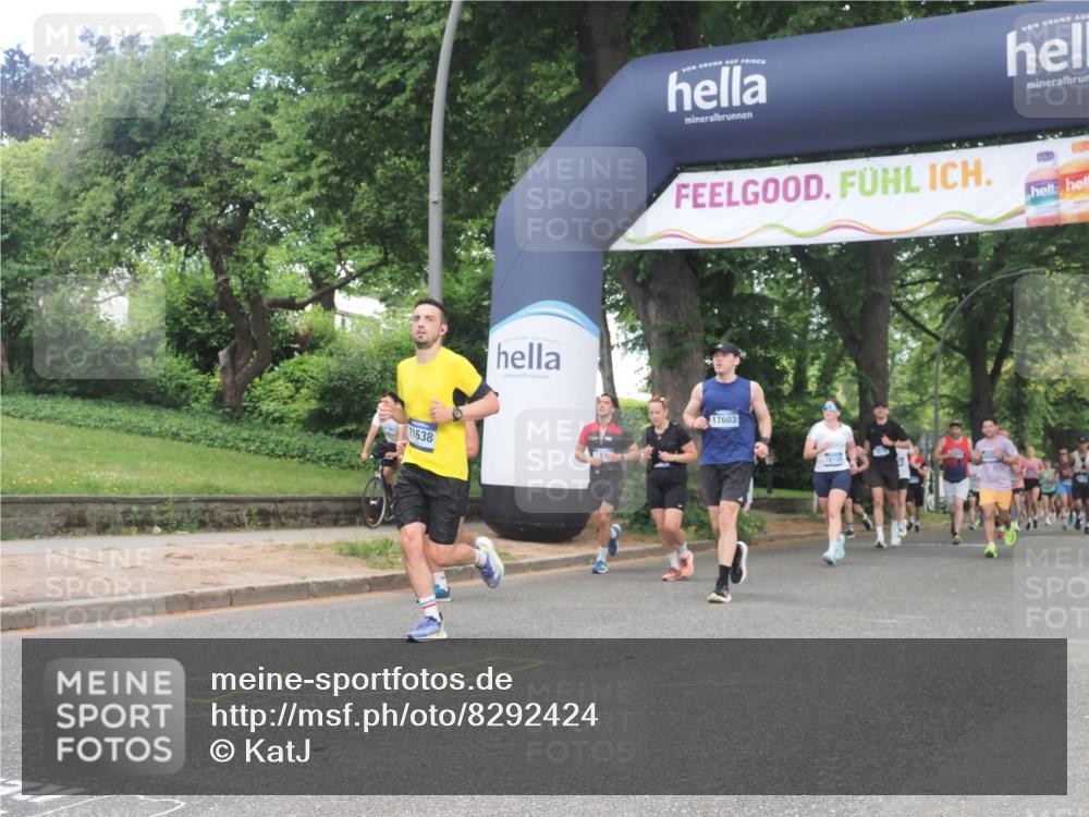 29.06.2025 - hella hamburg halbmarathon KatJ http://msf.ph/oto/8292424 29.06.2025 10:42:23 Zwischen KM18-KM19 2474, 3037, 3794, 5672, 6443 meine-sportfotos.de
