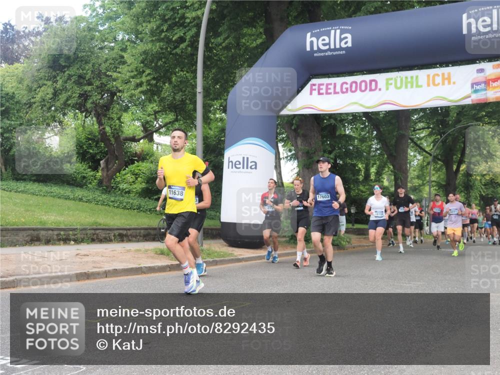 29.06.2025 - hella hamburg halbmarathon KatJ http://msf.ph/oto/8292435 29.06.2025 10:42:23 Zwischen KM18-KM19 2474, 3037, 3794, 5672, 6443 meine-sportfotos.de