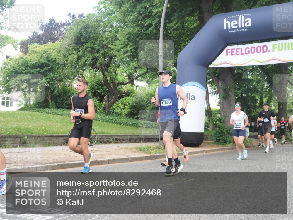 29.06.2025 - hella hamburg halbmarathon KatJ http://msf.ph/oto/8292468 29.06.2025 10:42:24 Zwischen KM18-KM19 1877, 2474, 3037, 3794, 5672, 6891 meine-sportfotos.de