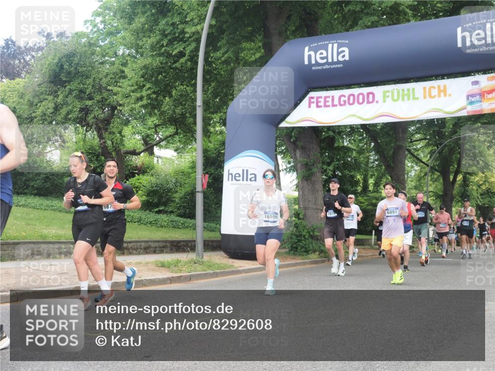 29.06.2025 - hella hamburg halbmarathon KatJ http://msf.ph/oto/8292608 29.06.2025 10:42:25 Zwischen KM18-KM19 1877, 3037, 3794, 5672, 6891 meine-sportfotos.de