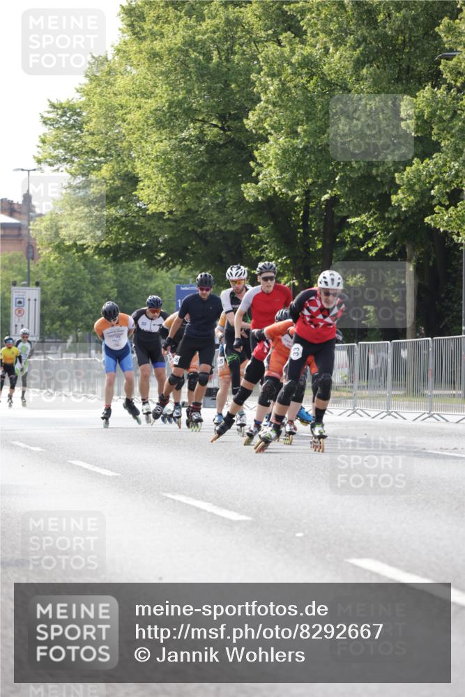 29.06.2025 - hella hamburg halbmarathon Jannik Wohlers http://msf.ph/oto/8292667 29.06.2025 08:54:17 Lombardsbrücke  meine-sportfotos.de