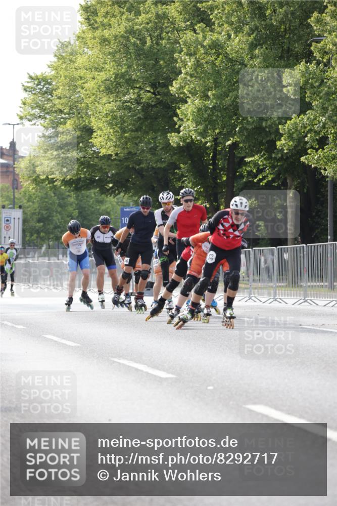 29.06.2025 - hella hamburg halbmarathon Jannik Wohlers http://msf.ph/oto/8292717 29.06.2025 08:54:17 Lombardsbrücke  meine-sportfotos.de