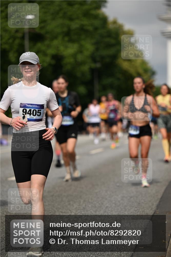 29.06.2025 - hella hamburg halbmarathon Dr. Thomas Lammeyer http://msf.ph/oto/8292820 29.06.2025 10:16:08 Kennedybrücke 1249, 1610, 1785, 1790, 1850, 1851, 2963, 2964, 3182, 3248, 3262, 3746, 3837, 4453, 4499, 5166, 5176, 6822, 6871, 6966, 7370, 8206, 8207, 8971, 9119, 9253, 9254, 9405, 10685 meine-sportfotos.de