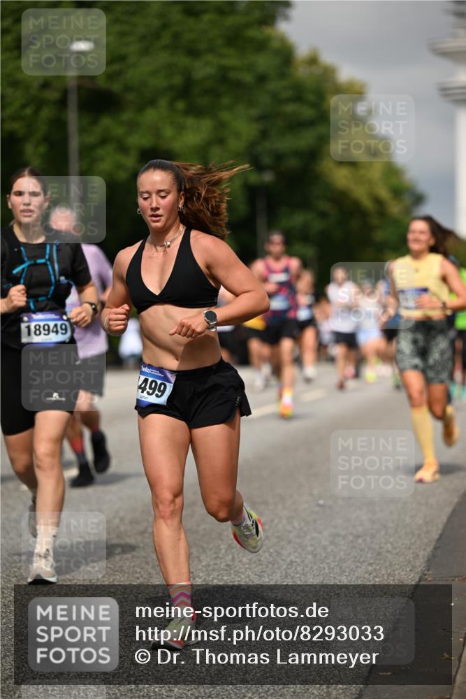 29.06.2025 - hella hamburg halbmarathon Dr. Thomas Lammeyer http://msf.ph/oto/8293033 29.06.2025 10:16:10 Kennedybrücke 1249, 1610, 1785, 1790, 1850, 1851, 2963, 2964, 3182, 3248, 3262, 3746, 3837, 4453, 4499, 5166, 5176, 6822, 6871, 6966, 7370, 8206, 8207, 8971, 9119, 9253, 9254, 9405, 9428, 10685 meine-sportfotos.de