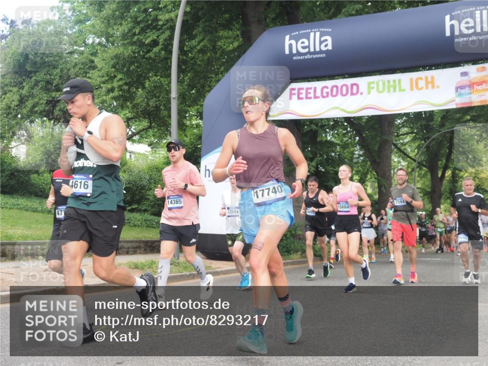 29.06.2025 - hella hamburg halbmarathon KatJ http://msf.ph/oto/8293217 29.06.2025 10:42:30 Zwischen KM18-KM19 1834, 1877, 4616, 4772, 6891, 7594, 7976 meine-sportfotos.de