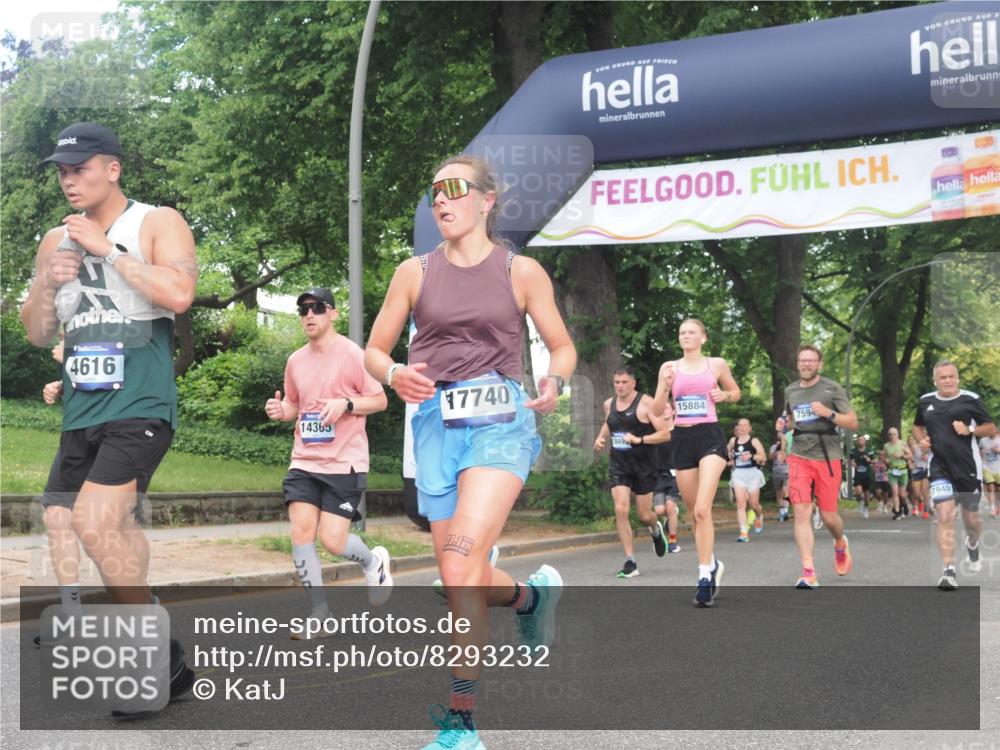 29.06.2025 - hella hamburg halbmarathon KatJ http://msf.ph/oto/8293232 29.06.2025 10:42:30 Zwischen KM18-KM19 1834, 1877, 4616, 4772, 6891, 7594, 7976 meine-sportfotos.de