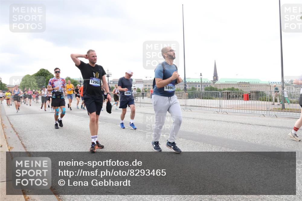 29.06.2025 - hella hamburg halbmarathon Lena Gebhardt http://msf.ph/oto/8293465 29.06.2025 10:55:57 Lombardsbrücke 12902, 4896, 18907, 1616, 1738, 1873, 1909, 2095, 2793, 3101, 3244, 3257, 3268, 4265, 4354, 4470, 4473, 4836, 4896, 5220, 5222, 5306, 5487, 5575, 5580, 5994, 6055, 6056, 6113, 6257, 6494, 6594, 6968, 7025, 7028, 7516, 7548, 7616, 7969, 8005, 8110, 8305, 8527, 8532, 8533, 8626, 8648, 9435, 9548, 9606, 9614, 9618, 9838, 9857, 9858, 9861, 9865, 9956, 10094, 10436, 10438, 10449, 10559, 10593, 10640, 10740, 10784, 10987, 11903, 11962, 11963, 12695, 12902 meine-sportfotos.de