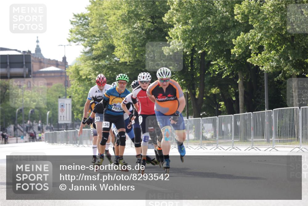 29.06.2025 - hella hamburg halbmarathon Jannik Wohlers http://msf.ph/oto/8293542 29.06.2025 08:54:37 Lombardsbrücke  meine-sportfotos.de