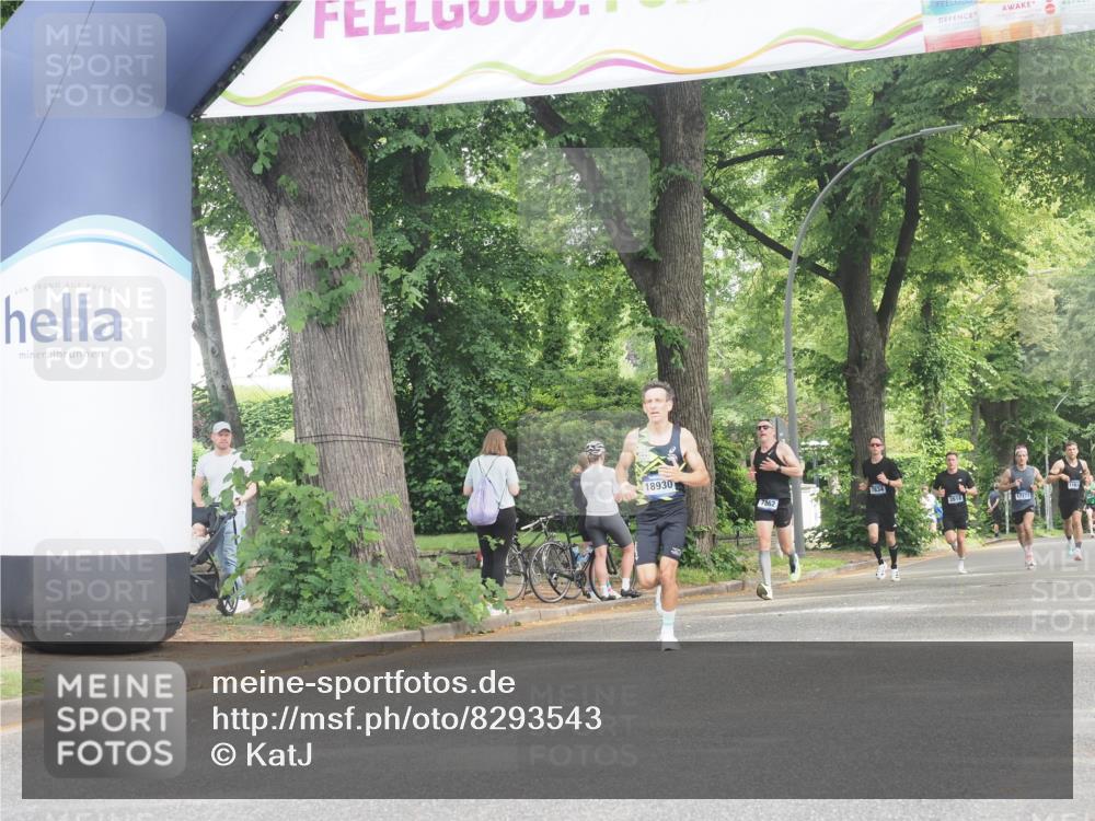29.06.2025 - hella hamburg halbmarathon KatJ http://msf.ph/oto/8293543 29.06.2025 10:13:16 Zwischen KM18-KM19  meine-sportfotos.de