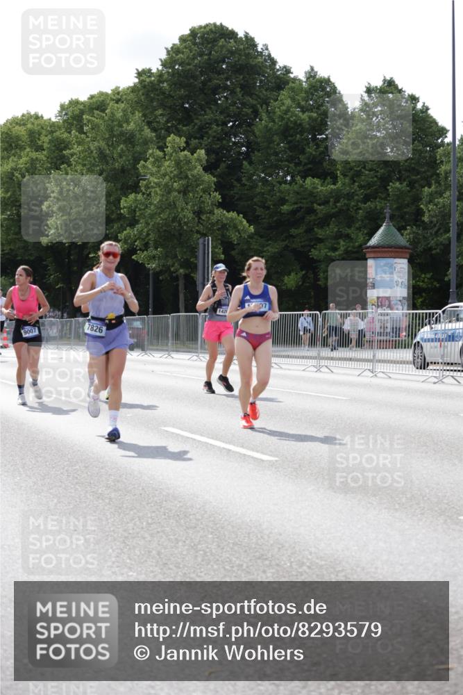 29.06.2025 - hella hamburg halbmarathon Jannik Wohlers http://msf.ph/oto/8293579 29.06.2025 10:04:43 Lombardsbrücke 1126, 2424, 3071, 3413, 4220, 6059, 6907, 6908, 7302, 7826, 8089, 8999, 9007, 9019, 11595, 13242, 13327, 13717, 14203, 16134, 16478, 16579, 17112, 17707, 17818, 18189, 18556 meine-sportfotos.de