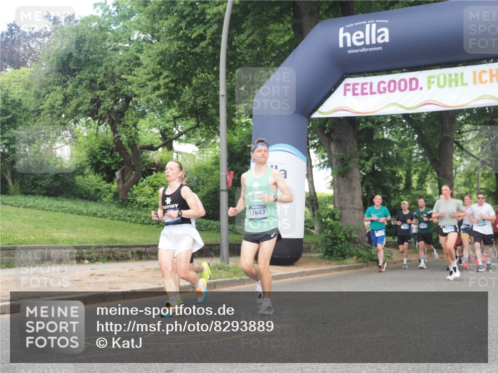 29.06.2025 - hella hamburg halbmarathon KatJ http://msf.ph/oto/8293889 29.06.2025 10:42:34 Zwischen KM18-KM19 1179, 1834, 2029, 4616, 4772, 7594, 7646, 7976 meine-sportfotos.de