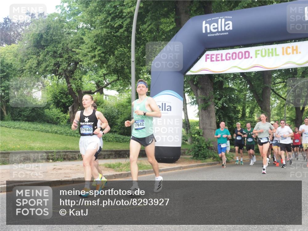 29.06.2025 - hella hamburg halbmarathon KatJ http://msf.ph/oto/8293927 29.06.2025 10:42:34 Zwischen KM18-KM19 1179, 1834, 2029, 4616, 4772, 7594, 7646, 7976 meine-sportfotos.de