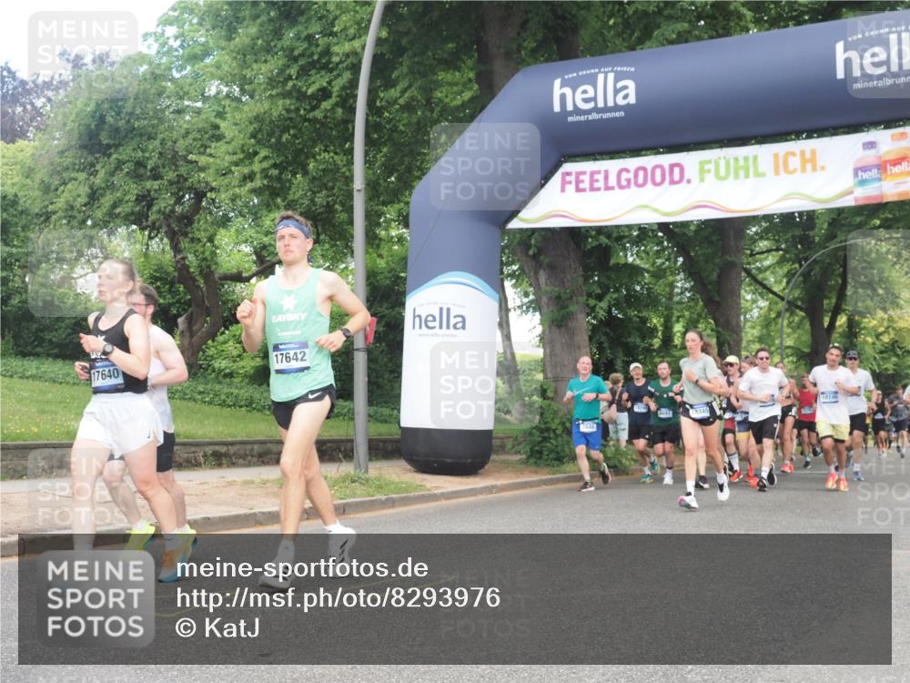 29.06.2025 - hella hamburg halbmarathon KatJ http://msf.ph/oto/8293976 29.06.2025 10:42:35 Zwischen KM18-KM19 1179, 2029, 4616, 4772, 7594, 7646, 7742 meine-sportfotos.de