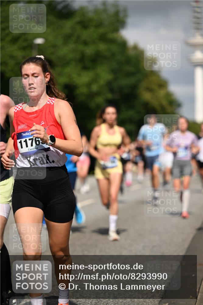 29.06.2025 - hella hamburg halbmarathon Dr. Thomas Lammeyer http://msf.ph/oto/8293990 29.06.2025 09:53:30 Kennedybrücke 1445, 1615, 1800, 1803, 1975, 2324, 2415, 2573, 2949, 3431, 3530, 4303, 4425, 4528, 5248, 5436, 5791, 5803, 5889, 6123, 6682, 7495, 7774, 7796, 8370, 8629, 8925, 9264, 9265, 9294, 9711, 9979, 10894 meine-sportfotos.de