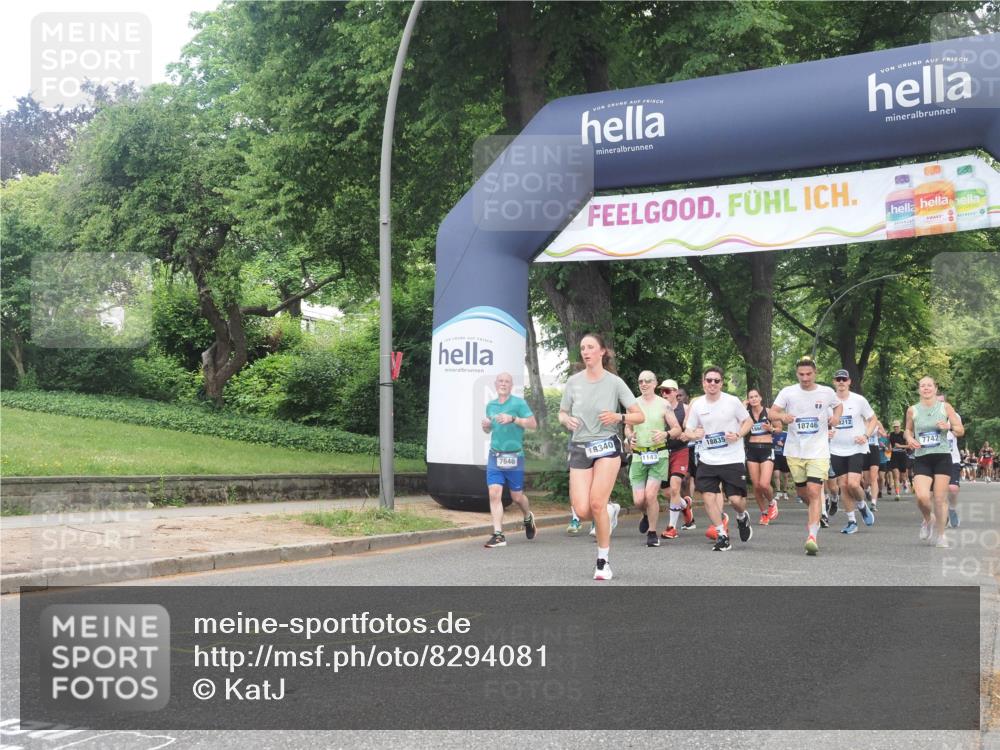 29.06.2025 - hella hamburg halbmarathon KatJ http://msf.ph/oto/8294081 29.06.2025 10:42:36 Zwischen KM18-KM19 1179, 2029, 4772, 7594, 7646, 7742 meine-sportfotos.de