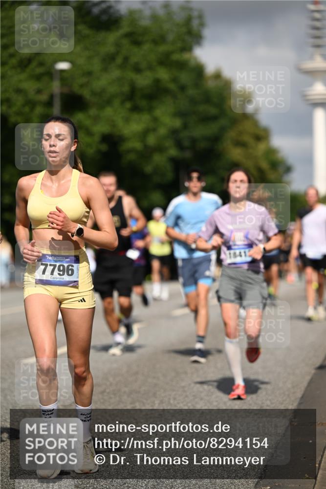 29.06.2025 - hella hamburg halbmarathon Dr. Thomas Lammeyer http://msf.ph/oto/8294154 29.06.2025 09:53:32 Kennedybrücke 1445, 1615, 1675, 1800, 1803, 1975, 2324, 2415, 2573, 2949, 3431, 3530, 4303, 4425, 4528, 5248, 5436, 5791, 5803, 6123, 6682, 7495, 7774, 7796, 8629, 8925, 9265, 9294, 9711, 9979, 10894 meine-sportfotos.de