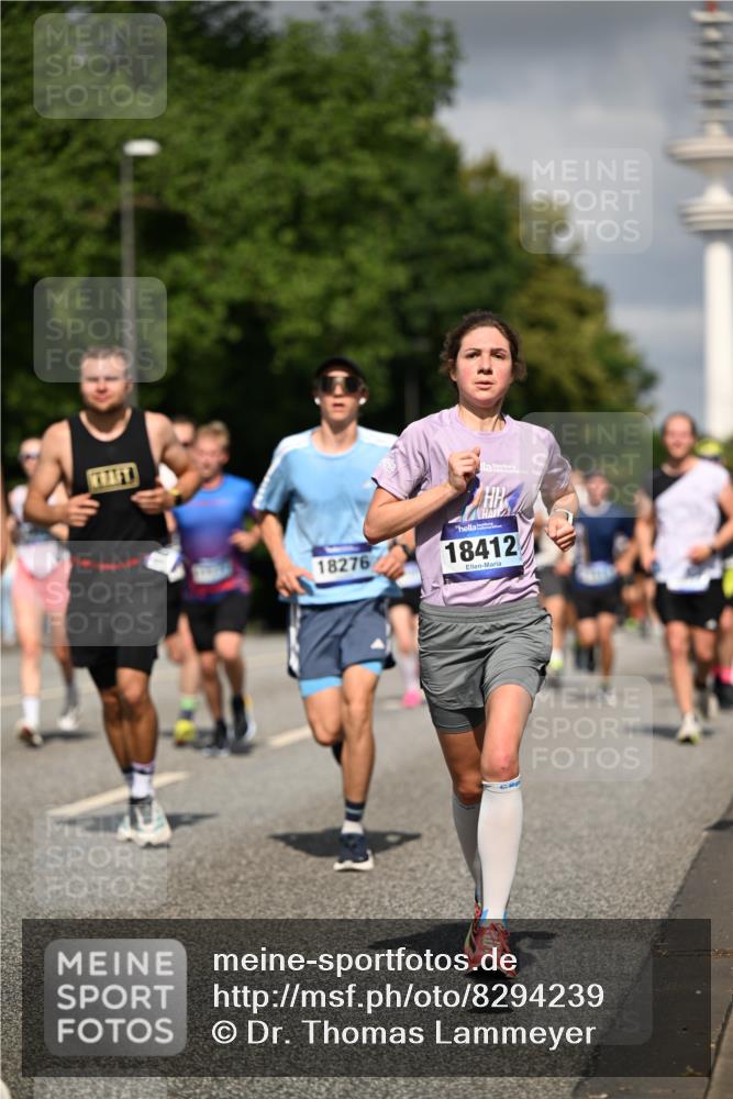 29.06.2025 - hella hamburg halbmarathon Dr. Thomas Lammeyer http://msf.ph/oto/8294239 29.06.2025 09:53:32 Kennedybrücke 1445, 1615, 1675, 1800, 1803, 1975, 2324, 2415, 2573, 2949, 3431, 3530, 4303, 4425, 4528, 5248, 5436, 5791, 5803, 6123, 6682, 7495, 7774, 7796, 8629, 8925, 9265, 9294, 9711, 9979, 10894 meine-sportfotos.de