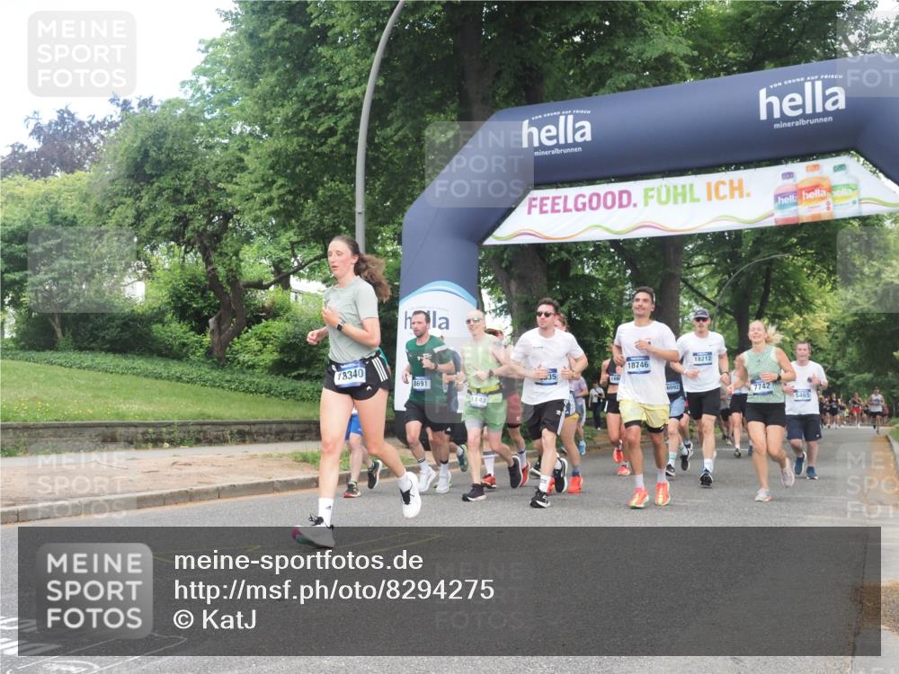 29.06.2025 - hella hamburg halbmarathon KatJ http://msf.ph/oto/8294275 29.06.2025 10:42:37 Zwischen KM18-KM19 1179, 2029, 2378, 4772, 5465, 7594, 7646, 7742, 8691 meine-sportfotos.de