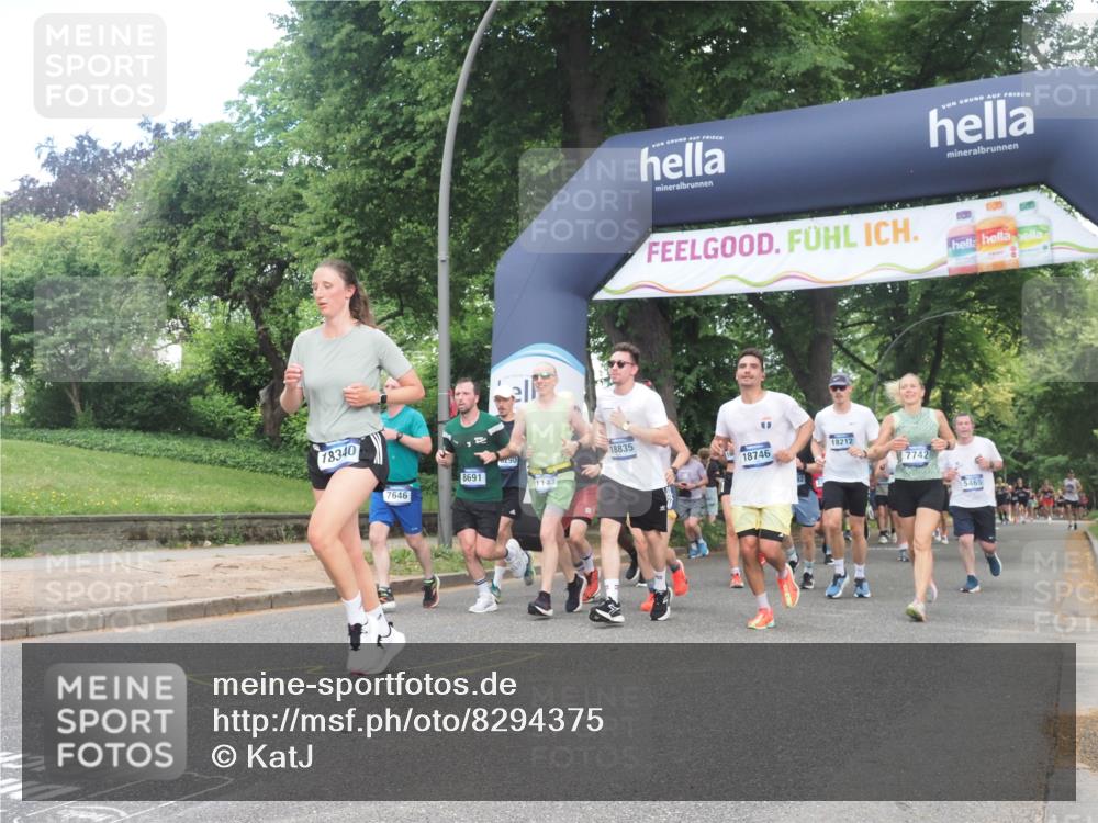 29.06.2025 - hella hamburg halbmarathon KatJ http://msf.ph/oto/8294375 29.06.2025 10:42:37 Zwischen KM18-KM19 1179, 2029, 2378, 4772, 5465, 7594, 7646, 7742, 8691 meine-sportfotos.de