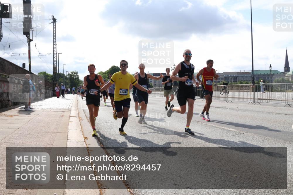 29.06.2025 - hella hamburg halbmarathon Lena Gebhardt http://msf.ph/oto/8294457 29.06.2025 09:46:38 Lombardsbrücke 1432, 5152, 10927, 43, 12447, 8312, 17751, 1344, 1889, 2243, 2525, 3843, 3955, 4477, 4944, 5042, 5048, 5152, 5660, 6683, 7466, 7534, 7622, 7628, 7845, 7867, 7901, 8312, 8784, 8864, 8956, 10298, 10477, 10865, 10927, 10929, 11230, 11282, 11304, 11661, 11833, 12447, 12899, 12987, 13199, 13252, 13493, 13494, 13617, 13729, 13961, 14276, 14293, 14310, 15391, 15689, 15902, 16065, 16140, 16243, 16580, 16811, 16931, 16957, 17213 meine-sportfotos.de