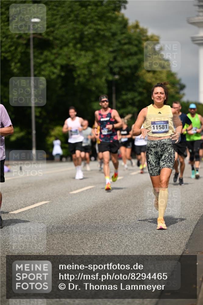 29.06.2025 - hella hamburg halbmarathon Dr. Thomas Lammeyer http://msf.ph/oto/8294465 29.06.2025 10:16:11 Kennedybrücke 1249, 1610, 1785, 1790, 1850, 1851, 2963, 2964, 3182, 3248, 3262, 3746, 3837, 4453, 4499, 5166, 5176, 6822, 6871, 6966, 7370, 7907, 8206, 8207, 8971, 9119, 9253, 9405, 9428, 10685 meine-sportfotos.de