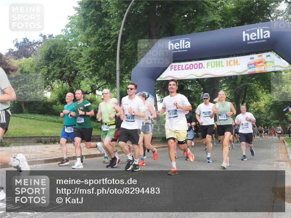 29.06.2025 - hella hamburg halbmarathon KatJ http://msf.ph/oto/8294483 29.06.2025 10:42:38 Zwischen KM18-KM19 1179, 2029, 2378, 5465, 7646, 7742, 8691 meine-sportfotos.de