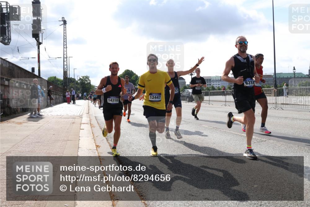 29.06.2025 - hella hamburg halbmarathon Lena Gebhardt http://msf.ph/oto/8294656 29.06.2025 09:46:39 Lombardsbrücke 14310, 5152, 43, 12447, 83127751, 1344, 1889, 2243, 2525, 3843, 3955, 4477, 4944, 5042, 5048, 5152, 5660, 6683, 7466, 7534, 7622, 7628, 7845, 7867, 7901, 8312, 8784, 8864, 8956, 10298, 10477, 10865, 10927, 10929, 11230, 11282, 11304, 11661, 11833, 12447, 12899, 12987, 13199, 13252, 13493, 13494, 13617, 13729, 13961, 14276, 14293, 14310, 15391, 15689, 15902, 16065, 16140, 16243, 16580, 16811, 16931, 16957, 17213 meine-sportfotos.de