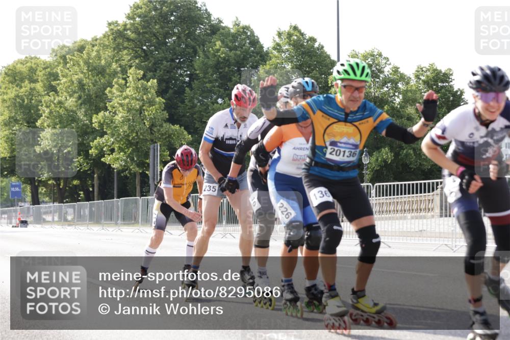 29.06.2025 - hella hamburg halbmarathon Jannik Wohlers http://msf.ph/oto/8295086 29.06.2025 08:54:40 Lombardsbrücke  meine-sportfotos.de