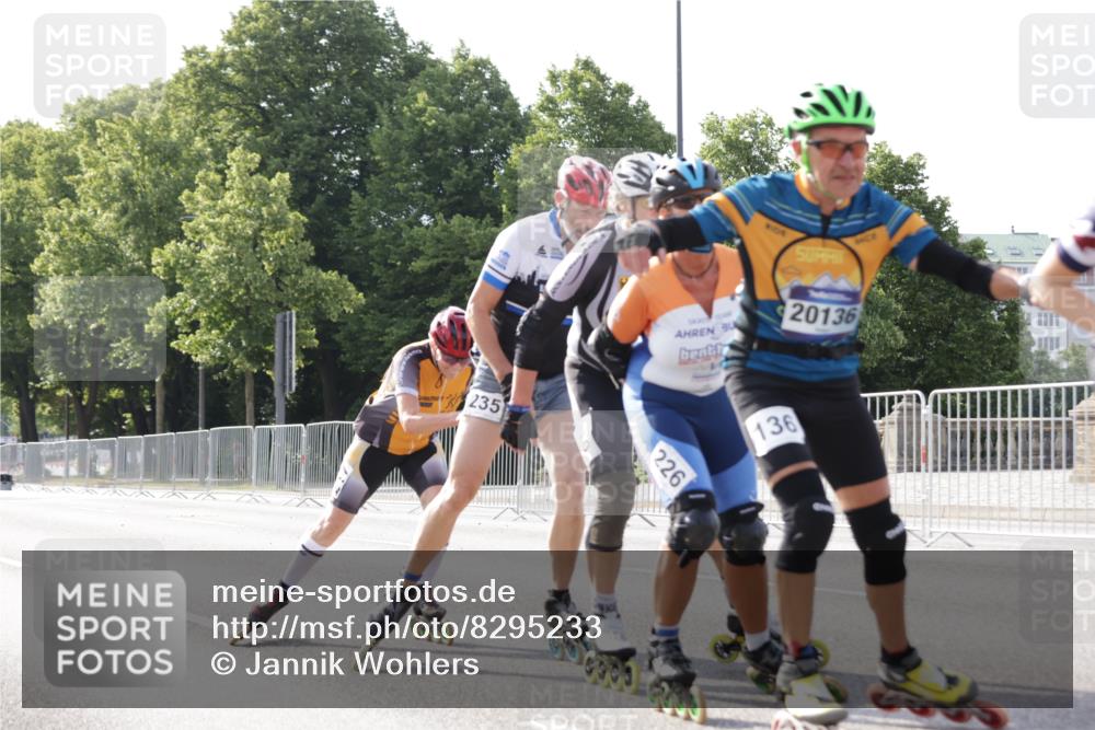 29.06.2025 - hella hamburg halbmarathon Jannik Wohlers http://msf.ph/oto/8295233 29.06.2025 08:54:40 Lombardsbrücke  meine-sportfotos.de