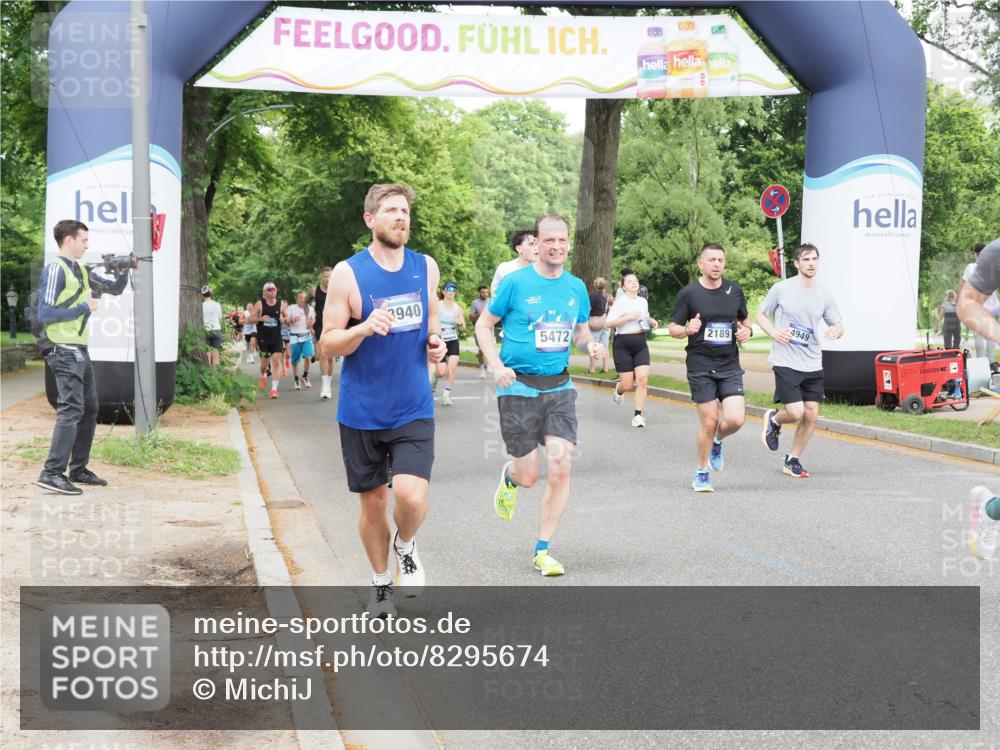 29.06.2025 - hella hamburg halbmarathon MichiJ http://msf.ph/oto/8295674 29.06.2025 10:34:10 Zwischen KM18-KM19 1012, 1759, 2189, 3304, 4091, 4949, 5472, 6071, 6290, 6460, 7961, 8023, 8269, 8743, 9232, 10792, 13940, 17892, 18346, 18970, 19128 meine-sportfotos.de