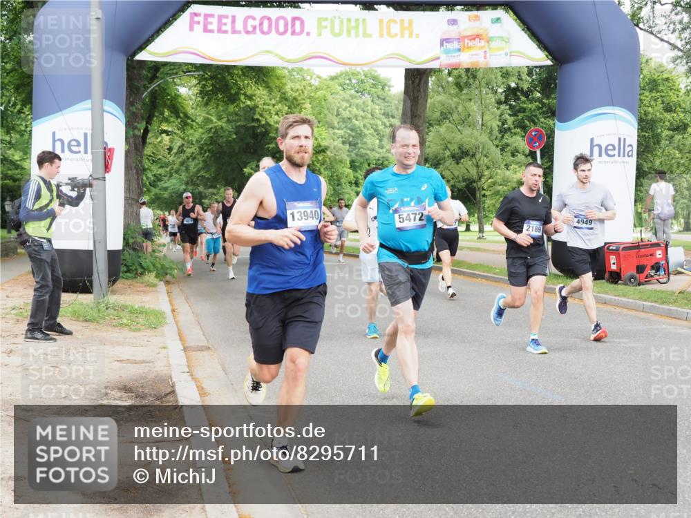 29.06.2025 - hella hamburg halbmarathon MichiJ http://msf.ph/oto/8295711 29.06.2025 10:34:10 Zwischen KM18-KM19 1012, 1759, 2189, 3304, 4091, 4949, 5472, 6071, 6290, 6460, 7961, 8023, 8269, 8743, 9232, 10792, 13940, 17892, 18346, 18970, 19128 meine-sportfotos.de