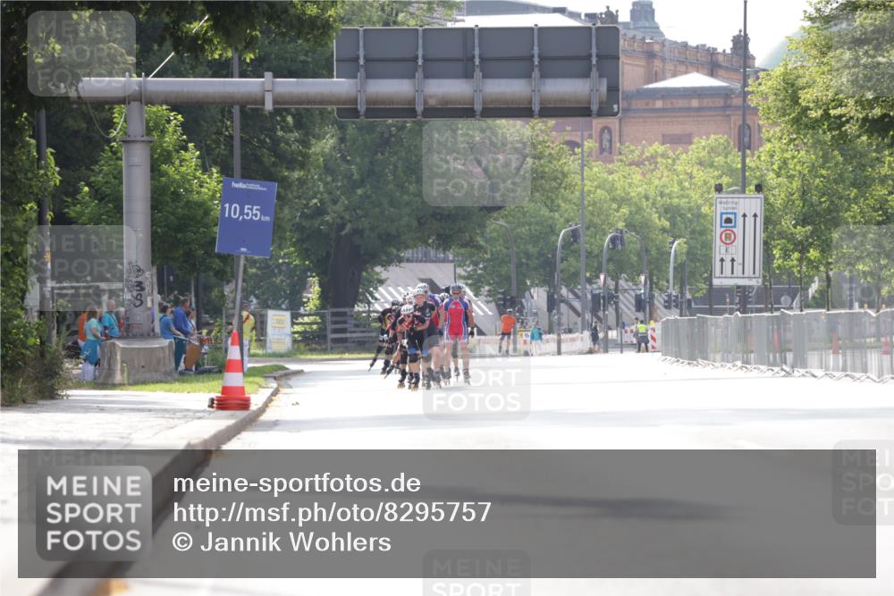 29.06.2025 - hella hamburg halbmarathon Jannik Wohlers http://msf.ph/oto/8295757 29.06.2025 08:54:50 Lombardsbrücke  meine-sportfotos.de