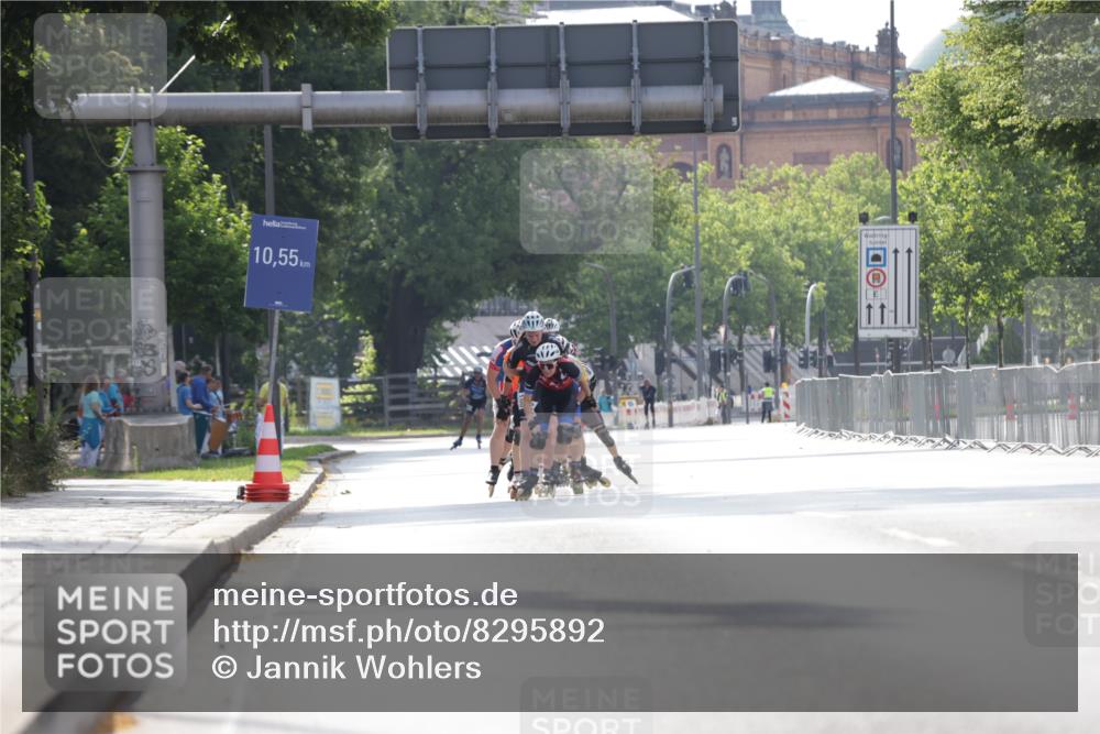 29.06.2025 - hella hamburg halbmarathon Jannik Wohlers http://msf.ph/oto/8295892 29.06.2025 08:54:55 Lombardsbrücke  meine-sportfotos.de