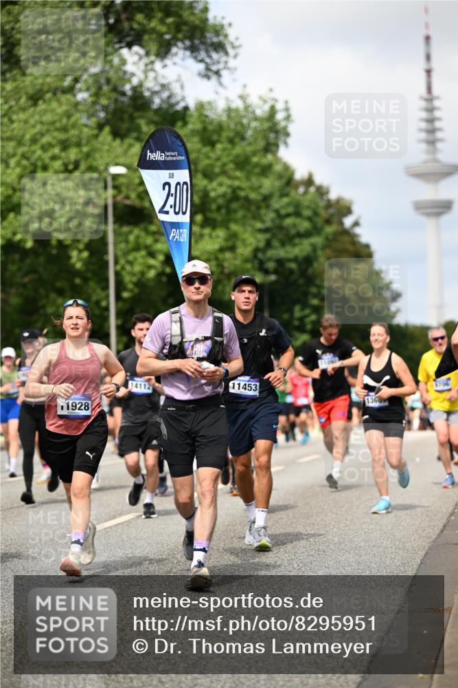 29.06.2025 - hella hamburg halbmarathon Dr. Thomas Lammeyer http://msf.ph/oto/8295951 29.06.2025 10:37:44 Kennedybrücke 1189, 1275, 1896, 1995, 2085, 2342, 2526, 2776, 3341, 3812, 4164, 4361, 4433, 4449, 4807, 5075, 5141, 5180, 5557, 5561, 5584, 5822, 5917, 6773, 6956, 6999, 7308, 7309, 7705, 8620, 8891, 9234, 9258, 9438, 9591, 9706, 9799, 9995, 10800, 11092, 11111, 11237, 11260 meine-sportfotos.de