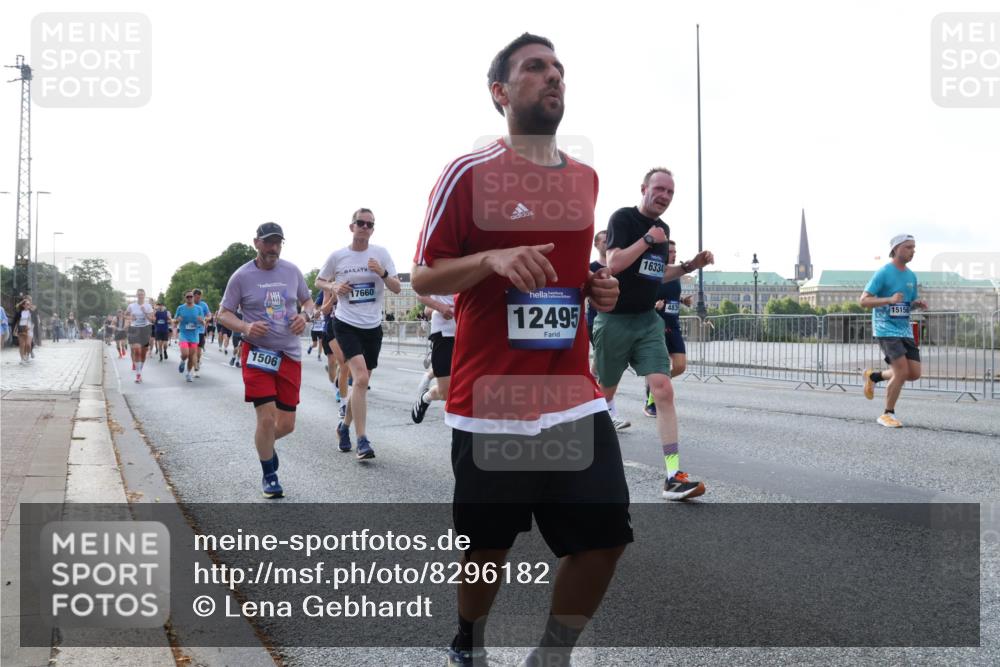 29.06.2025 - hella hamburg halbmarathon Lena Gebhardt http://msf.ph/oto/8296182 29.06.2025 09:59:13 Lombardsbrücke 1506, 17660, 12495, 16334, 15156, 1319, 1366, 1410, 1485, 1506, 1595, 1642, 1715, 1719, 1946, 1951, 1972, 2282, 2630, 2741, 2840, 2911, 3037, 3112, 3334, 3715, 3952, 4467, 4839, 5077, 5299, 5391, 5420, 5457, 5458, 5465, 5492, 5866, 6294, 6390, 6399, 6414, 6415, 6416, 6629, 6657, 7033, 7037, 7082, 7129, 7130, 7232, 7369, 7395, 7732, 7833, 7864, 8068, 8322, 8509, 8542, 8639, 8652, 8721, 8772, 8798, 8929, 9655, 9727, 9770, 9884, 9903, 9922, 10020, 10266, 10488 meine-sportfotos.de