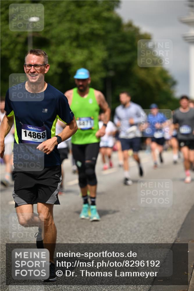 29.06.2025 - hella hamburg halbmarathon Dr. Thomas Lammeyer http://msf.ph/oto/8296192 29.06.2025 10:16:16 Kennedybrücke 1249, 1610, 1785, 1850, 1851, 2963, 2964, 3182, 3248, 3262, 3746, 4453, 4499, 5150, 5166, 5176, 6822, 6871, 6966, 7907, 8206, 8207, 8971, 9119, 9253, 9405, 9428, 10402, 10685 meine-sportfotos.de