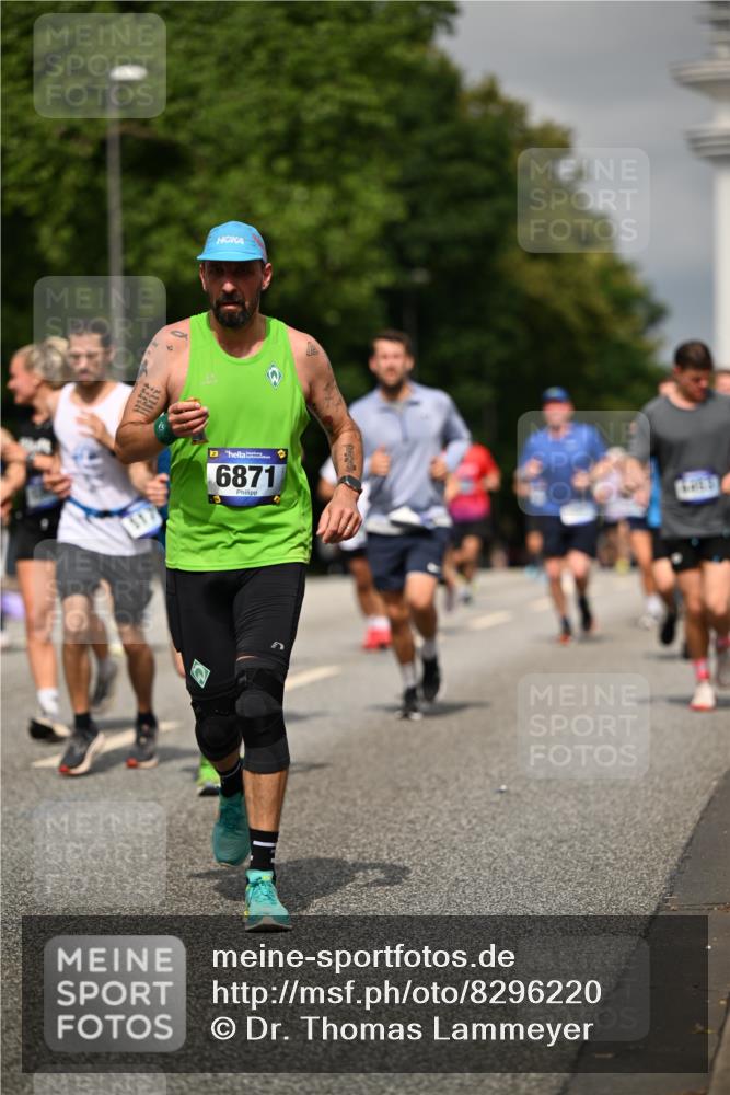 29.06.2025 - hella hamburg halbmarathon Dr. Thomas Lammeyer http://msf.ph/oto/8296220 29.06.2025 10:16:17 Kennedybrücke 1249, 1610, 1785, 1850, 1851, 2963, 2964, 3182, 3248, 3262, 3746, 4453, 4499, 5150, 5166, 5176, 6822, 6871, 7907, 8206, 8207, 8917, 8971, 9253, 9405, 9428, 10402, 10685 meine-sportfotos.de