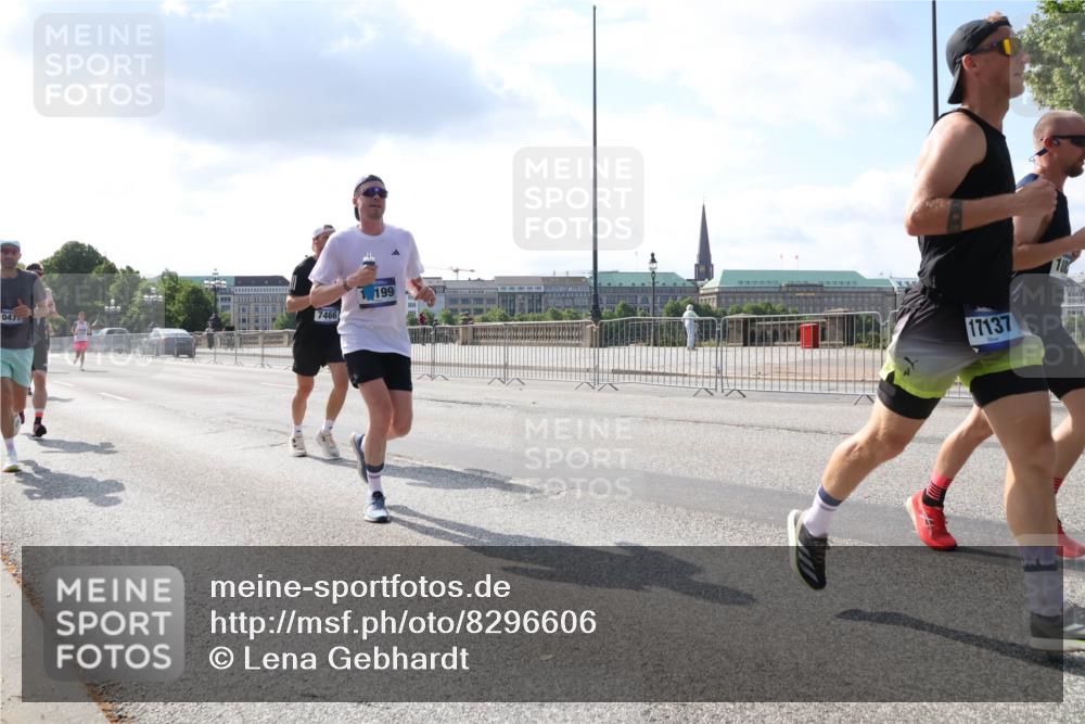 29.06.2025 - hella hamburg halbmarathon Lena Gebhardt http://msf.ph/oto/8296606 29.06.2025 09:46:46 Lombardsbrücke 0477, 7466, 1, 199, 17137, 1053, 1344, 1396, 1411, 1577, 1889, 2243, 3005, 3955, 4477, 4944, 5048, 5152, 5193, 5660, 6683, 7080, 7466, 7534, 7622, 7628, 7867, 7901, 8312, 8323, 8784, 8864, 10298, 10477, 10865, 10927, 10929, 11230, 11304, 11661, 11898, 12447, 12899, 12987, 13199, 13252, 13493, 13494, 13617, 13729, 13961, 14069, 14276, 14310, 14385, 15902, 16065, 16140, 16243, 16811, 16931, 16957, 17213 meine-sportfotos.de