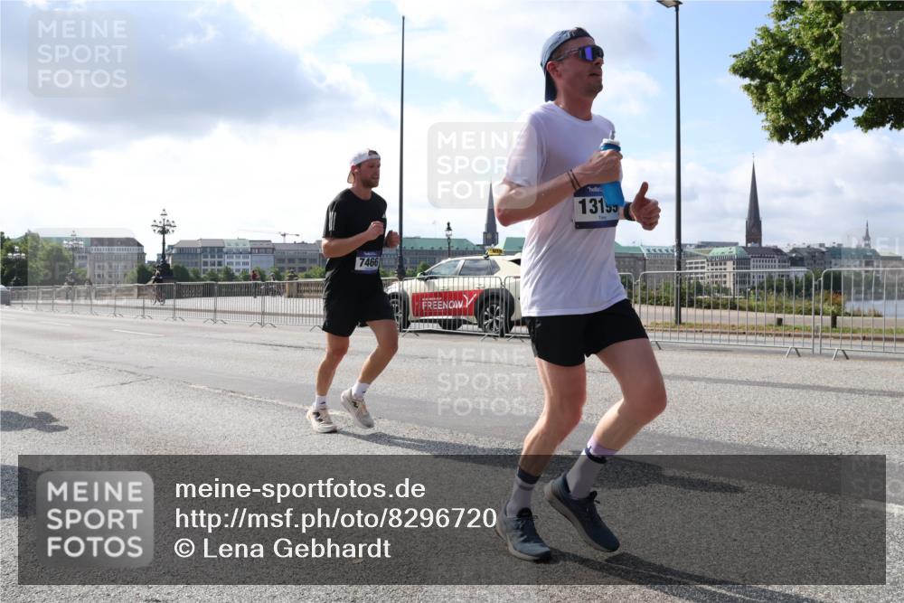 29.06.2025 - hella hamburg halbmarathon Lena Gebhardt http://msf.ph/oto/8296720 29.06.2025 09:46:46 Lombardsbrücke 7466, 13159, 1053, 1344, 1396, 1411, 1577, 1889, 2243, 3005, 3955, 4477, 4944, 5048, 5152, 5193, 5660, 6683, 7080, 7466, 7534, 7622, 7628, 7867, 7901, 8312, 8323, 8784, 8864, 10298, 10477, 10865, 10927, 10929, 11230, 11304, 11661, 11898, 12447, 12899, 12987, 13199, 13252, 13493, 13494, 13617, 13729, 13961, 14069, 14276, 14310, 14385, 15902, 16065, 16140, 16243, 16811, 16931, 16957, 17213 meine-sportfotos.de