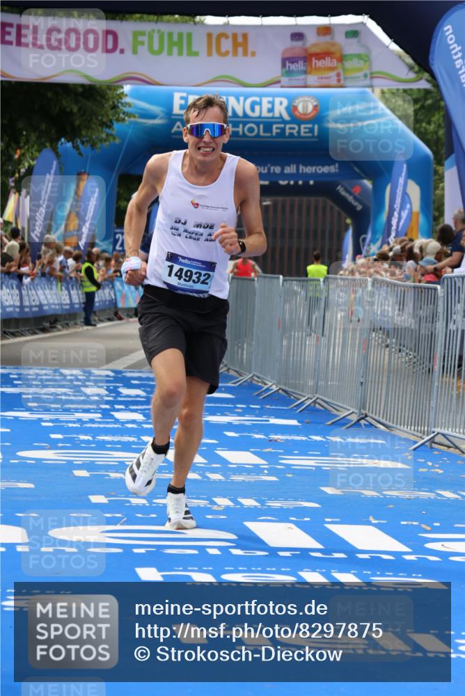 29.06.2025 - hella hamburg halbmarathon Strokosch-Dieckow http://msf.ph/oto/8297875 29.06.2025 10:17:52 Ziel 14932, 15166 meine-sportfotos.de