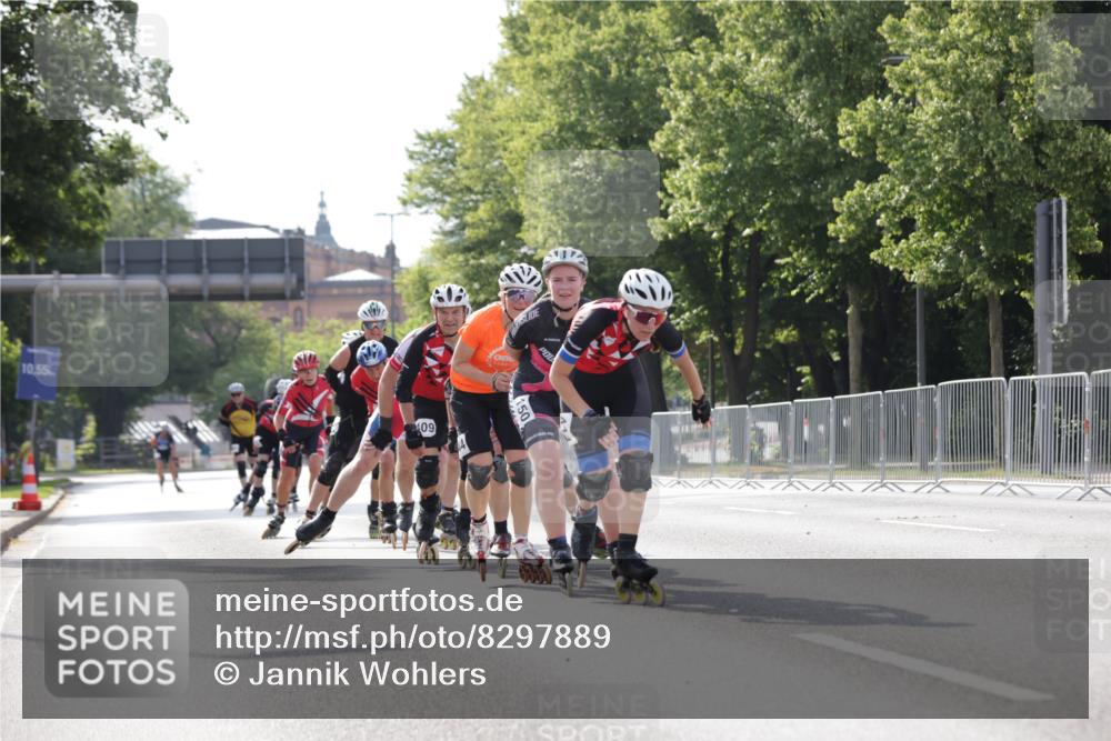 29.06.2025 - hella hamburg halbmarathon Jannik Wohlers http://msf.ph/oto/8297889 29.06.2025 08:55:01 Lombardsbrücke  meine-sportfotos.de
